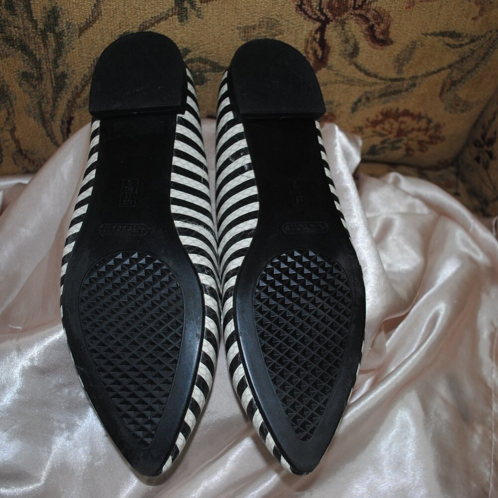 Flat Shoes - image 2